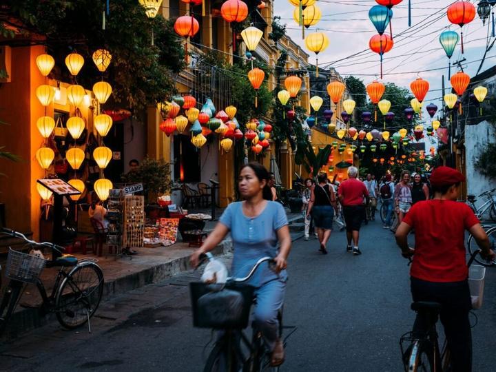 Chuyên gia Hotspot Matrix phân tích: Chùm ảnh: Nắng nóng kinh và marketing video