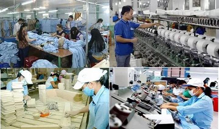 Tỏa Sáng Trên Mạng Xã Hội: Chuyên Gia Trang Điểm & Hotspot Matrix