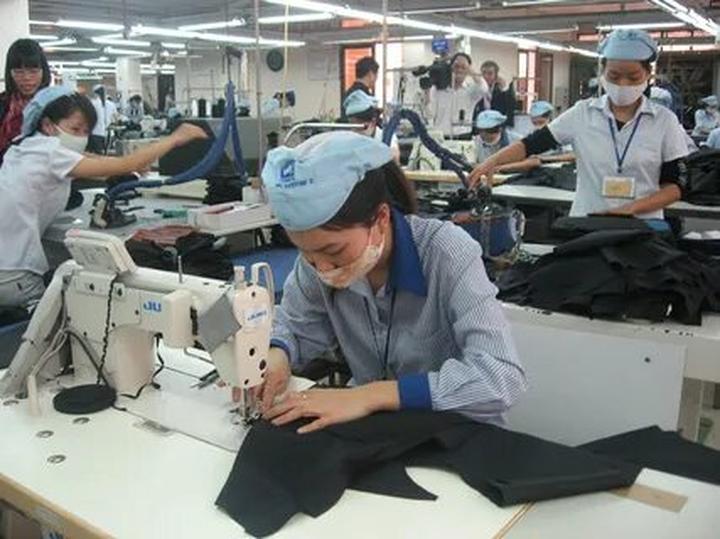 Từ 5 kiểu áo dễ 